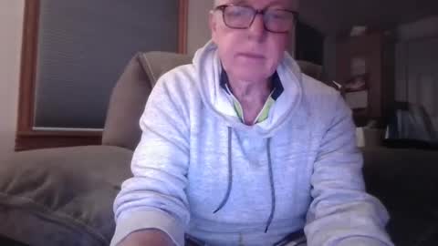 Snapshot of tacrunner66_ chatting on 10.12.25 tacrunner66_ online show from 10.12.25