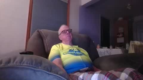 Snapshot of tacrunner66_ chatting on 11.02.25 tacrunner66_ online show from 11.02.25