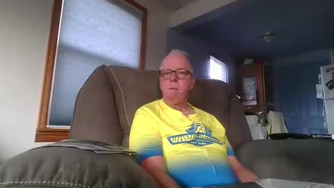 Snapshot of tacrunner66_ chatting on 11.08.25 tacrunner66_ online show from 11.08.25