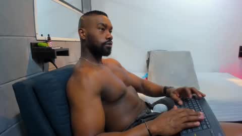 Snapshot of tafari_1 chatting on 01.12.25 Tafari Zulu online show from 01.12.25