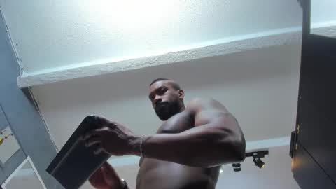 Snapshot of tafari_1 chatting on 10.19.25 Tafari Zulu online show from 10.19.25