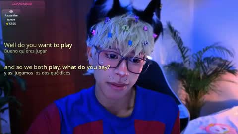 Snapshot of taichi_bluy chatting on 10.23.25 taichi online show from 10.23.25