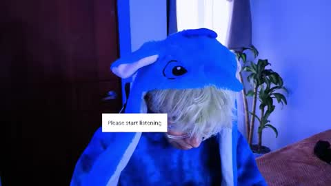 Snapshot of taichi_bluy chatting on 11.09.25 taichi online show from 11.09.25