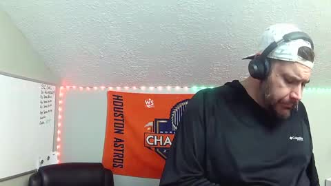 TaintNuzzler online show from 02.16.25