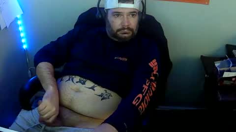 TaintNuzzler online show from 02.21.25