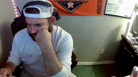 TaintNuzzler online show from 09.09.25