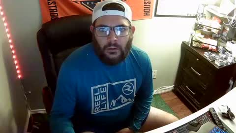 TaintNuzzler online show from 09.17.25