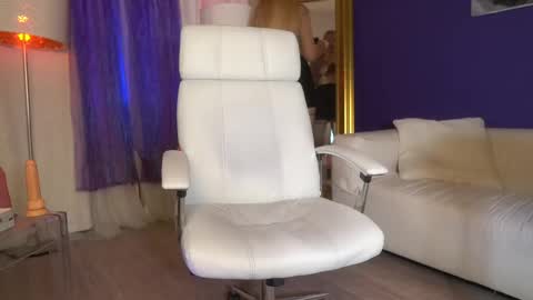 Margo online show from 02.24.25