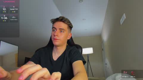 Snapshot of taisonbrownx chatting on 12.28.24 Taison online show from 12.28.24