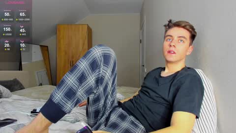 Snapshot of taisonbrownx chatting on 01.13.25 Taison online show from 01.13.25