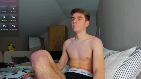 Snapshot of taisonbrownx chatting on 01.18.25 Taison online show from 01.18.25