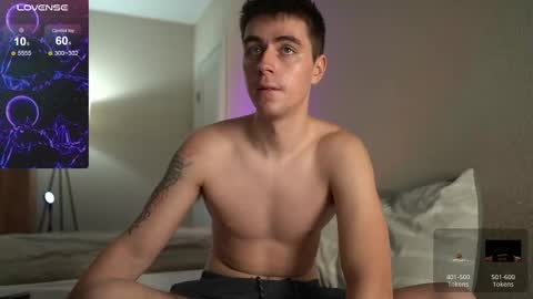 Snapshot of taisonbrownx chatting on 09.28.25 Taison online show from 09.28.25