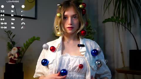 Mia online show from 12.13.24