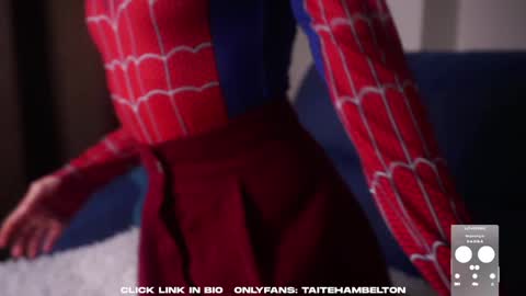 Mia online show from 10.04.25