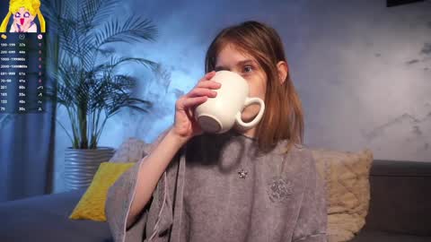 Mia online show from 04.08.26