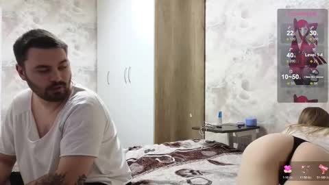 Snapshot of taiti_fox_cub chatting on 10.30.25 taiti_fox_cub online show from 10.30.25