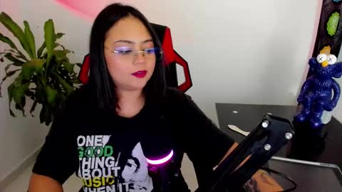 Snapshot of takaragr chatting on 10.13.25 kalagr online show from 10.13.25