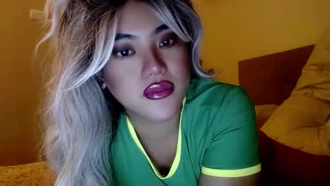 Snapshot of takemeinheaven1 chatting on 12.12.24 Lena online show from 12.12.24