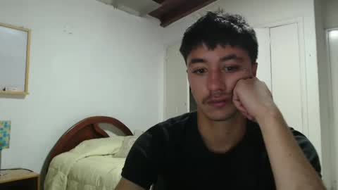 Snapshot of talhi_ chatting on 12.26.24 talhi_ online show from 12.26.24