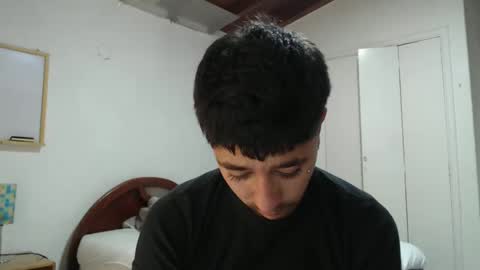 Snapshot of talhi_ chatting on 12.29.24 talhi_ online show from 12.29.24