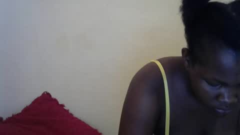 Snapshot of taliah254 chatting on 02.11.25 taliah254 online show from 02.11.25
