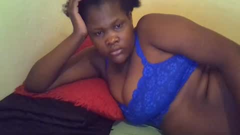 Snapshot of taliah254 chatting on 02.12.25 taliah254 online show from 02.12.25