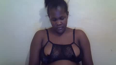 Snapshot of taliah254 chatting on 02.13.25 taliah254 online show from 02.13.25