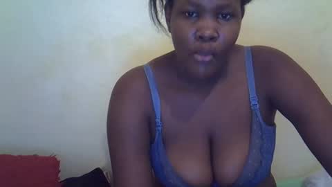 Snapshot of taliah254 chatting on 02.16.25 taliah254 online show from 02.16.25
