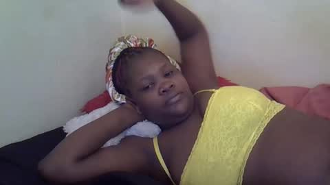 Snapshot of taliah254 chatting on 02.19.25 taliah254 online show from 02.19.25