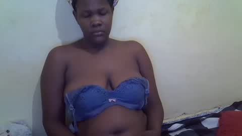 Snapshot of taliah254 chatting on 02.24.25 taliah254 online show from 02.24.25