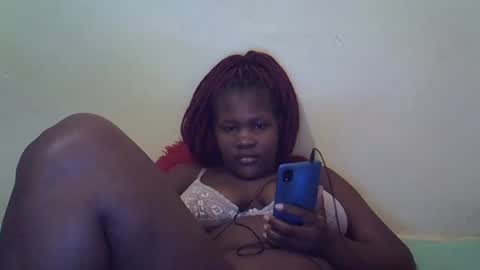 Snapshot of taliah254 chatting on 02.26.25 taliah254 online show from 02.26.25