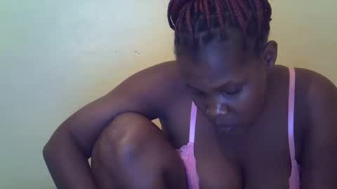 Snapshot of taliah254 chatting on 02.28.25 taliah254 online show from 02.28.25