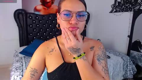taliana36 online show from 10.22.25