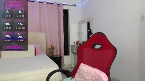 taliana  modelo independiente online show from 12.21.24
