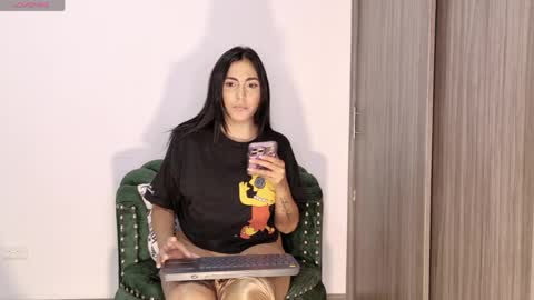 talianaprada_ online show from 03.31.26