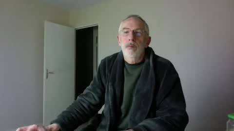 Snapshot of taliesin4321 chatting on 02.11.26 Jack Pierrot online show from 02.11.26