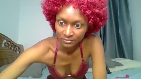 Snapshot of talisha_smiley chatting on 04.25.26 talisha smiles online show from 04.25.26