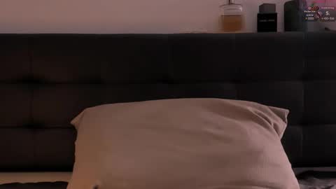 Snapshot of talkinghead7 chatting on 02.26.26 Colin online show from 02.26.26