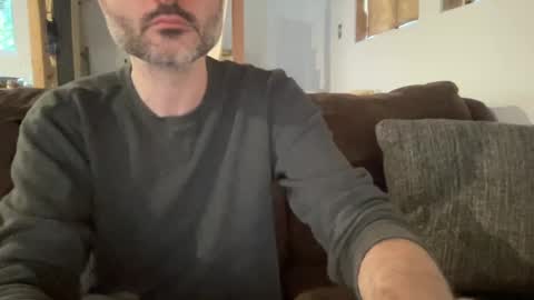 talldarknhandsy online show from 09.29.25