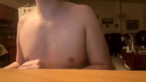 Snapshot of tallhandsomehung69 chatting on 11.18.25 tallhandsomehung69 online show from 11.18.25