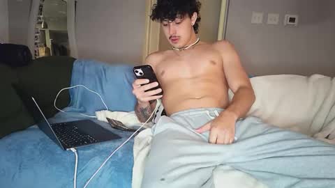 Snapshot of talltatsandhandsome chatting on 02.28.26 TallTatsAndHandsome online show from 02.28.26