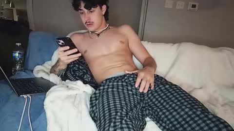 Snapshot of talltatsandhandsome chatting on 03.01.26 TallTatsAndHandsome online show from 03.01.26