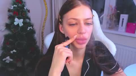 Daria Promisess online show from 12.21.25