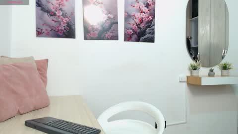 Hi im sara online show from 03.14.26