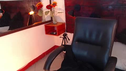    online show from 02.11.25