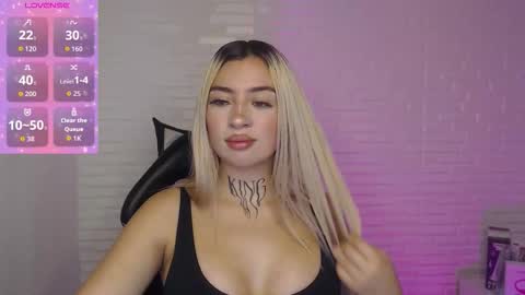 Snapshot of tamara_velezz chatting on 02.05.26 Tamara online show from 02.05.26