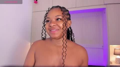 Snapshot of tamarazaki chatting on 12.12.24 Tami online show from 12.12.24