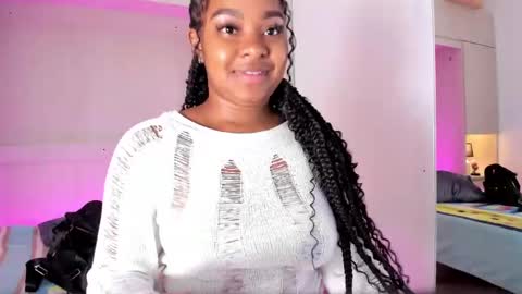 Snapshot of tamarazaki chatting on 01.09.25 Tami online show from 01.09.25