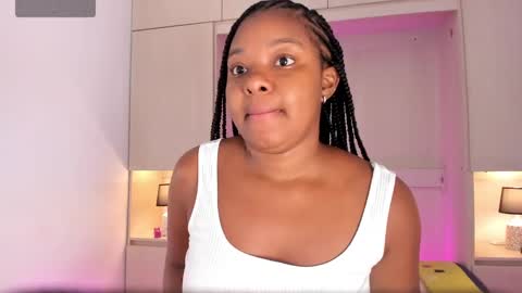 Snapshot of tamarazaki chatting on 01.31.25 Tami online show from 01.31.25