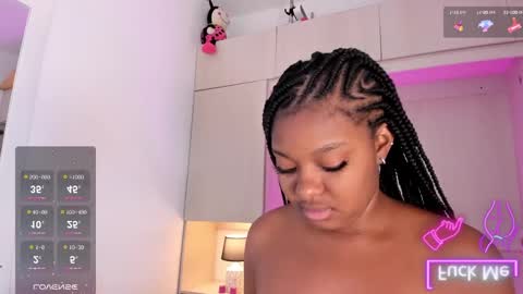 Snapshot of tamarazaki chatting on 02.05.25 Tami online show from 02.05.25